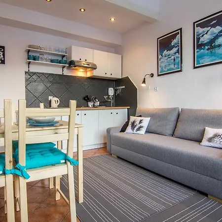 شقة Apartament 7 Niebo